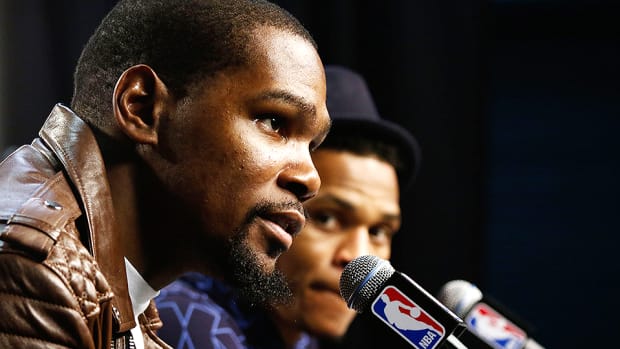 nba-playoffs-oklahoma-city-thunder-kevin-durant-russell-westbrook-game-4-video.jpg